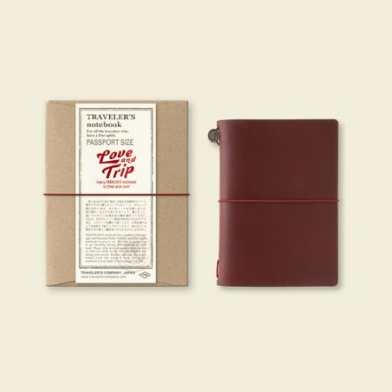TRAVELER’S Notebook LOVE AND TRIP Passport Size Starter Kit – Red