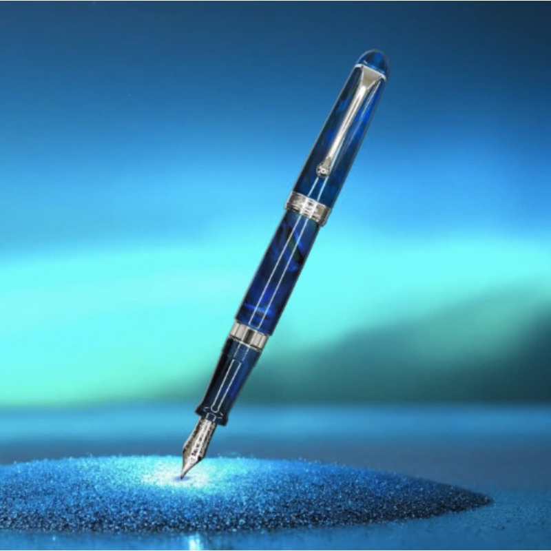 Aurora 888 Fountain Pen in Boreale – 18K Gold – Limited Edition Medium