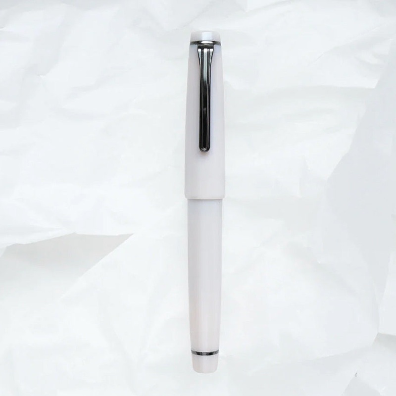 Usugumo Professional Gear Fountain Pen – Zoom Nib