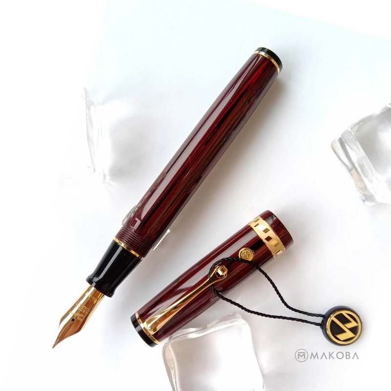Wahl Eversharp Signature Classic Fountain Pen, Rosewood / Gold Trim – 18K Gold Nib Fine