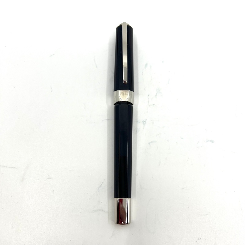 Visconti Opera Black Fluted & Facetted Fountain Pen