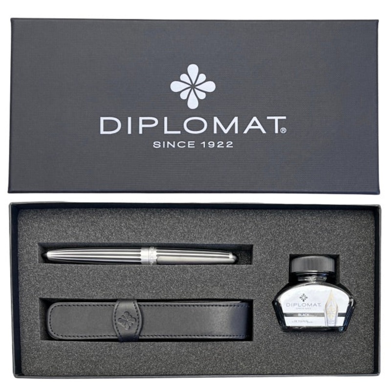 Diplomat Aero Fountain Pen Gift Set, Stripes Extra Fine