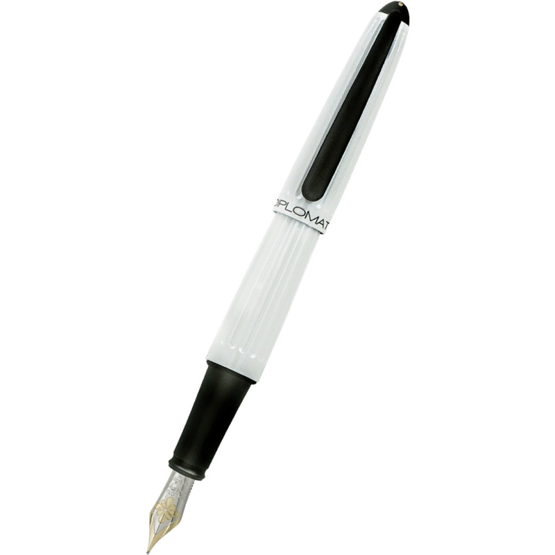 Diplomat Aero 14K Fountain Pen – Lacquer White Extra-Fine