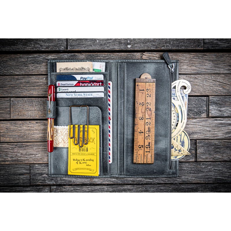 Leather Wallet Insert for Traveler’s Notebook – Regular Size – Crazy Horse Smoky