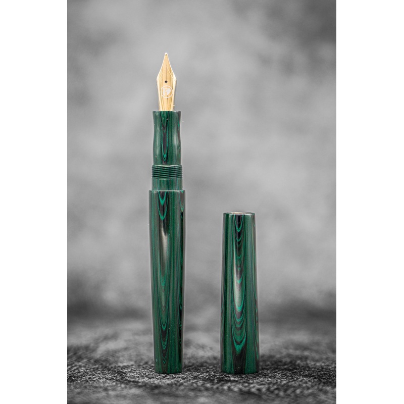 Galen X Studyo Agackakan – Fountain Pen V1 – Ebonite Deep Green