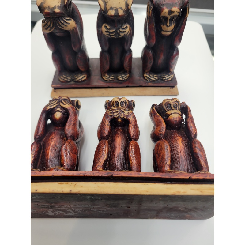 Pen Boutique Three Wise and Old Red Monkeys See Hear or Speak No Evil Red