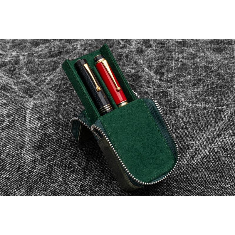 Leather Zippered Magnum Opus 2 Slots Hard Pen Case with Removable Pen Tray – Crazy Horse Forest Green