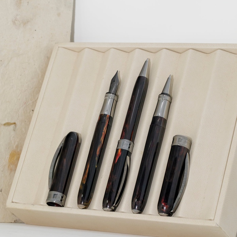 Visconti Comedia Ballpoint Pen – Inferno