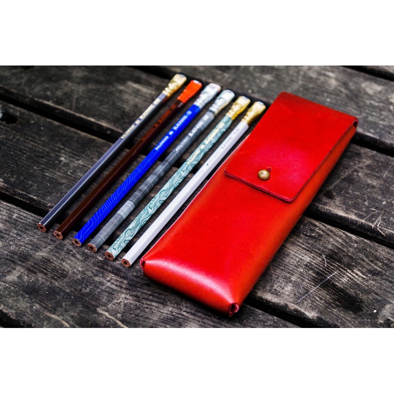 The Charcoal Leather Pencil Case for Blackwing Pencils – Red