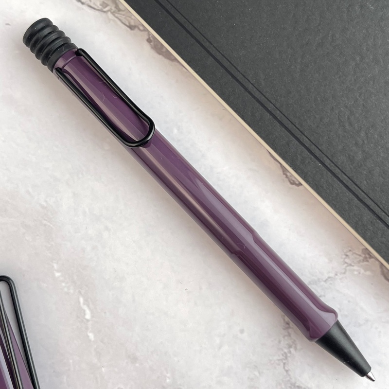 Lamy Safari Ballpoint Pen – Violet Blackberry (Special Edition)