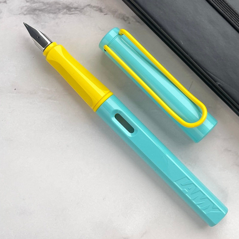 Lamy Safari Fountain Pen – Pina Colada (Special Edition) Extra Fine