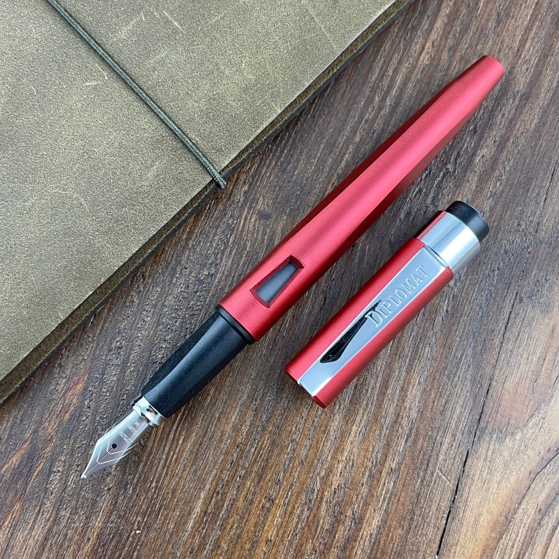 Diplomat Magnum Fountain Pen – Burned Red Extra Fine