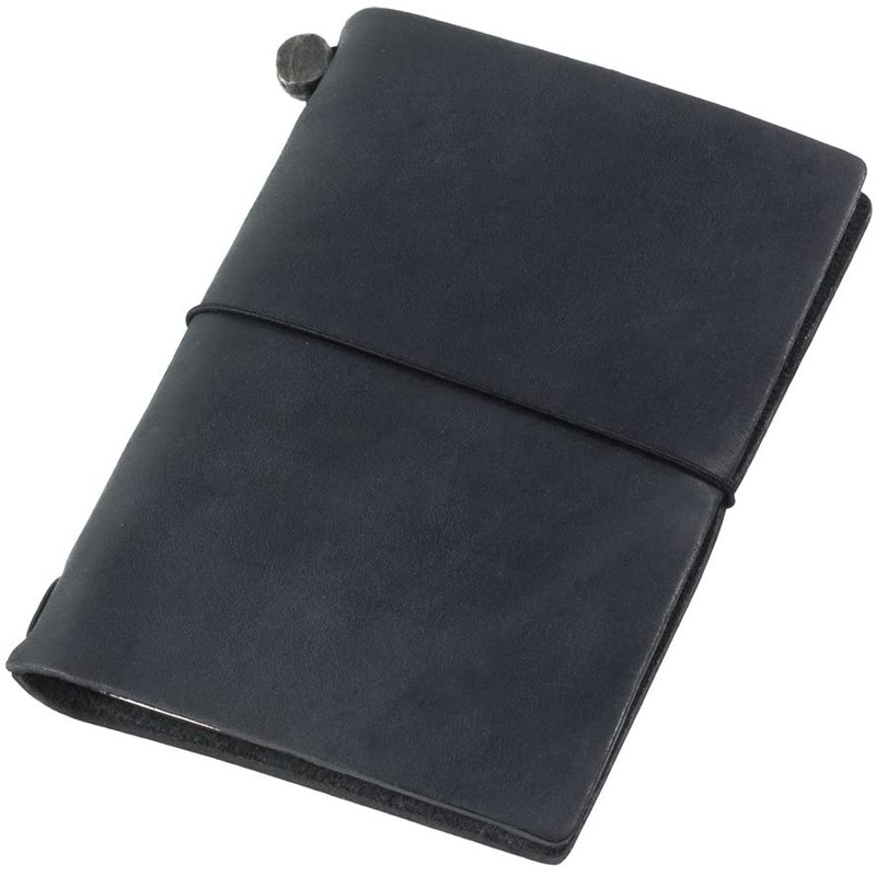 TRAVELER’S Notebook Passport Size – Black