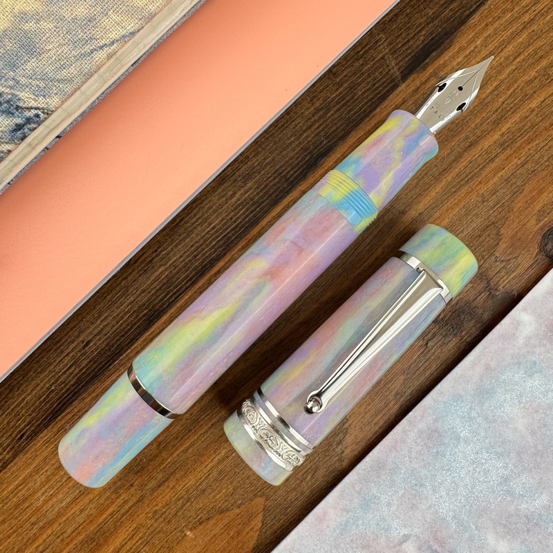 Delta DV Original Midsize Fountain Pen – Pastel Rainbow (Atlas Exclusive)