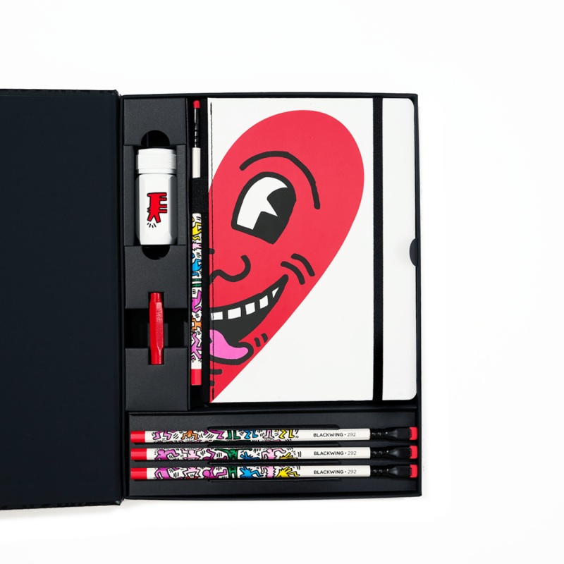 Blackwing Volume 292 – Keith Haring “Smiling Heart” Gift Set
