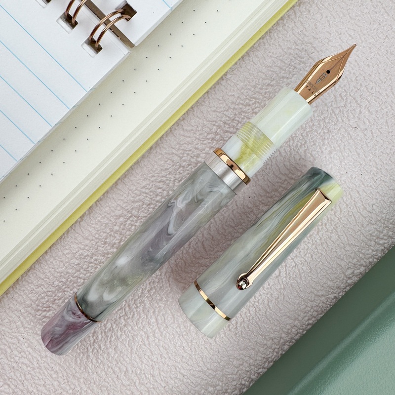 Delta Duna Fountain Pen – Tulipani (Atlas Exclusive)