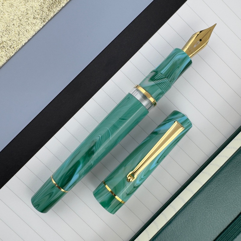 Delta Duna Fountain Pen – Vortex