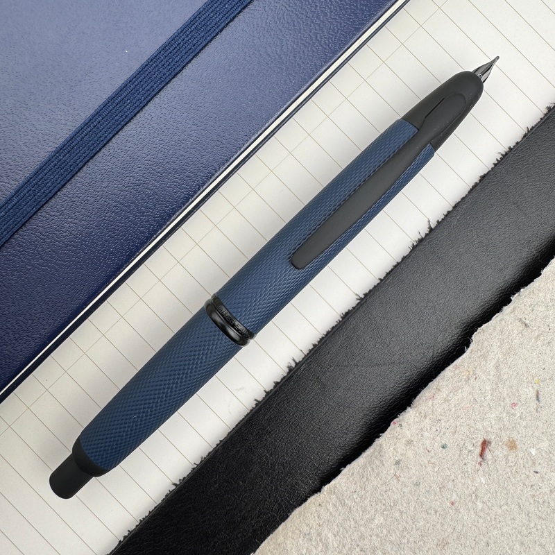 Pilot Vanishing Point Fountain Pen – Link Midnight (2025 Limited Edition)