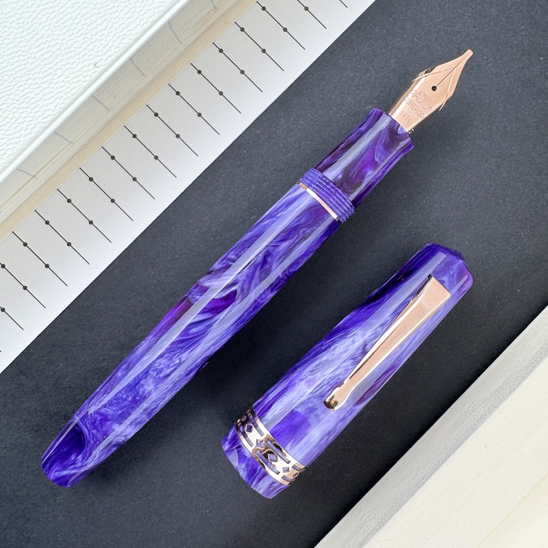 Radius 1934 Settimo Fountain Pen – Purple Swirl