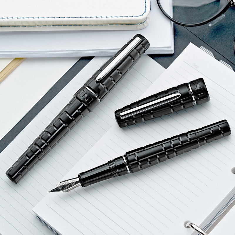 Benu Tessera Fountain Pen – Onyx