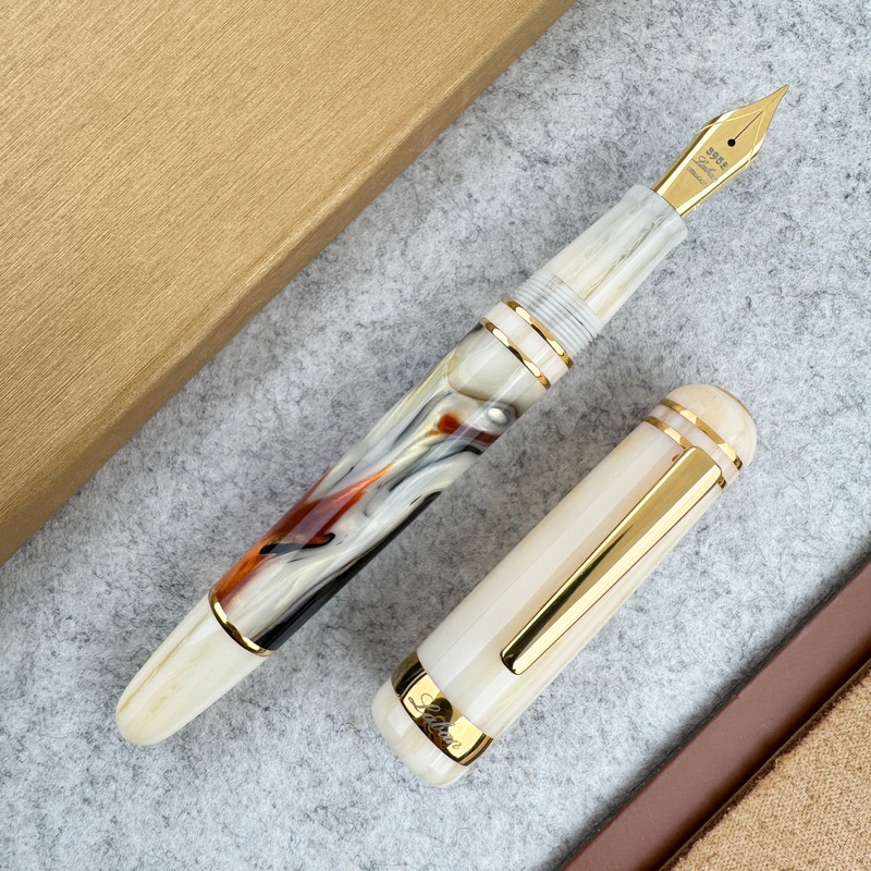 Laban 326 Fountain Pen – Desert Mirage (Special Edition)
