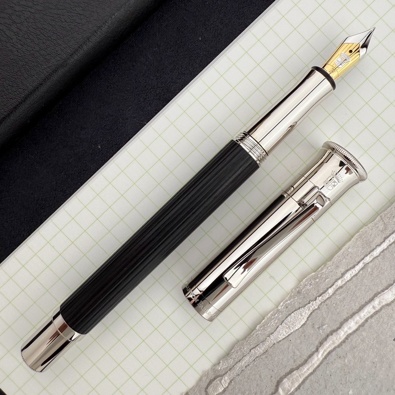 Graf von Faber-Castell Classic Fountain Pen – Ebony