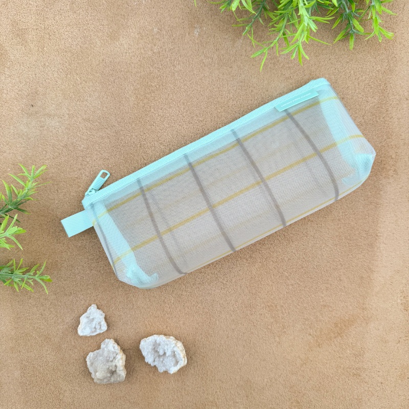 Midori Mesh Pen Case with Gusset – Check Green