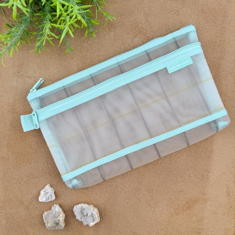 Midori Mesh Pen Pouch – Check Green