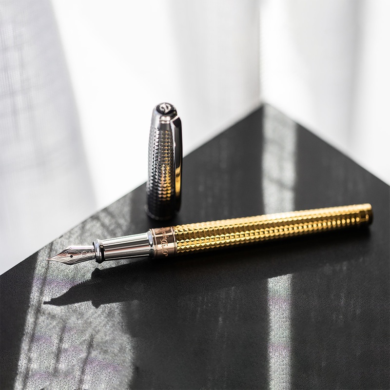 S T Dupont Line D Fountain Pen – Eternity Golden Hour Fine