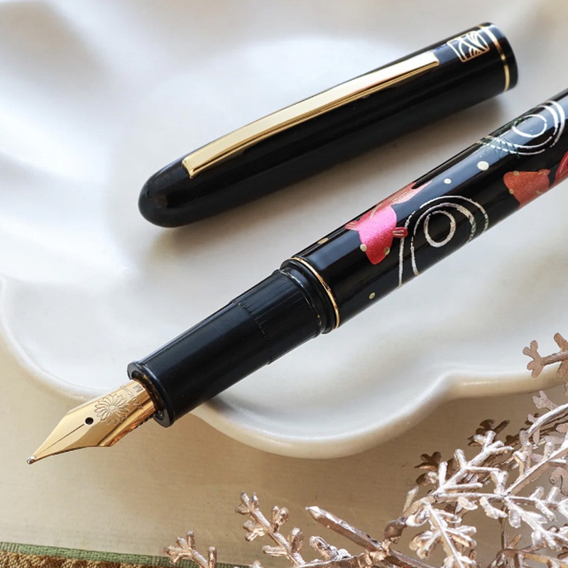 Wancher x Kuretake Kindai Maki-e Fountain Pen – Kingyo GT Fine
