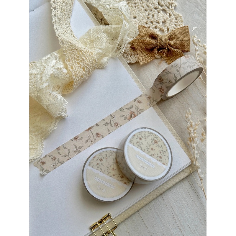 Leelajournals – Beige Red Floral Washi Tape 15mm