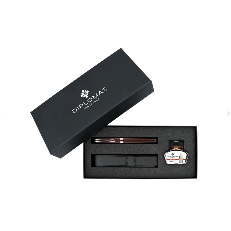 Diplomat Excellence A2 Fountain Pen Gift Set, Marrakesh & Chrome Extra Fine