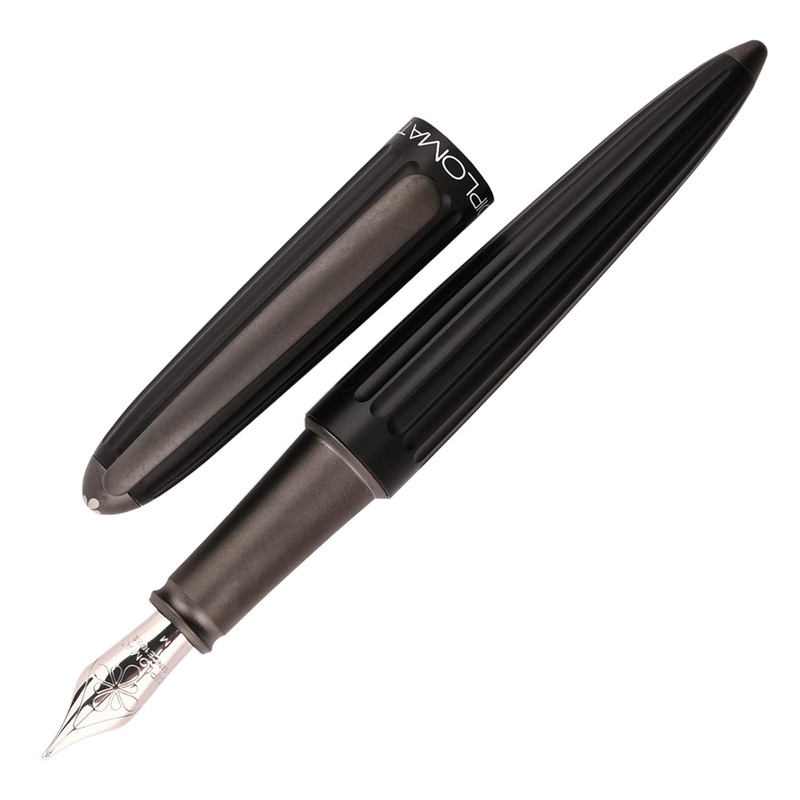 Diplomat Aero Fountain Pen – Black
