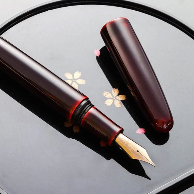 Wancher Dream True Urushi Fountain Pen – Kuro Tamenuri GT