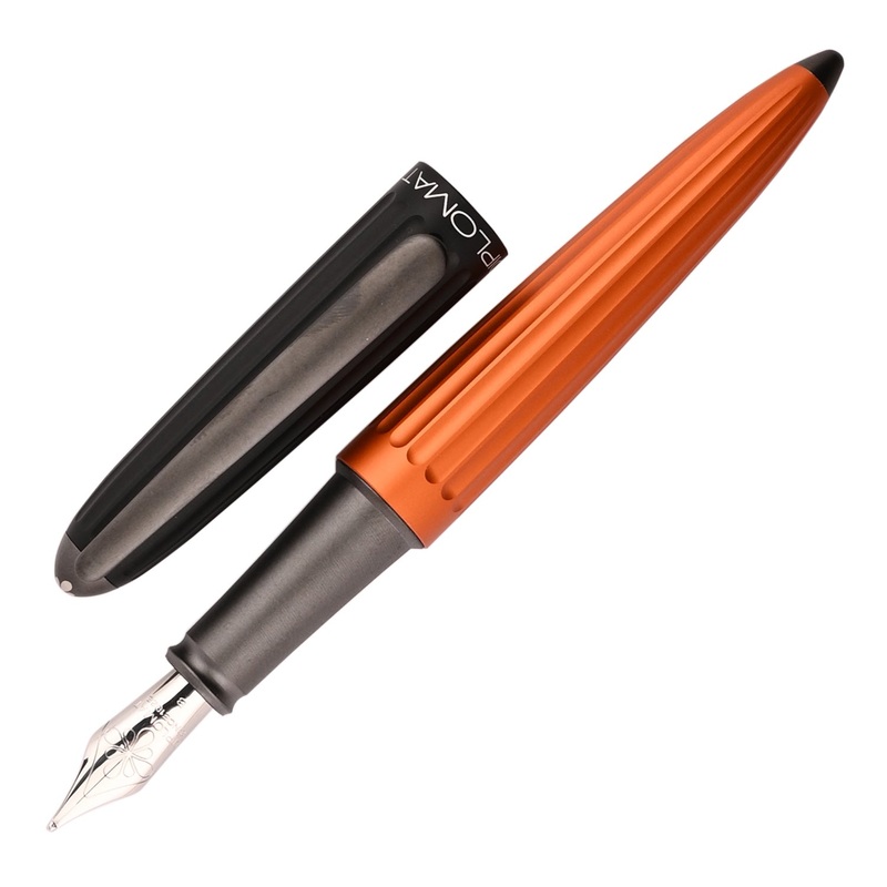 Diplomat Aero 14K Gold Fountain Pen – Black/Orange