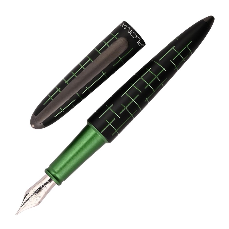 Diplomat Elox 14K Gold Fountain Pen – Matrix Black/Green