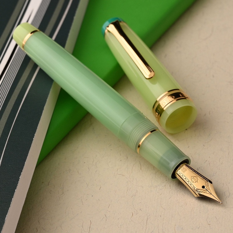 Sailor Professional Gear Cocktail Series 10th Anniversary Fountain Pen – Apre Ski (Special Edition)