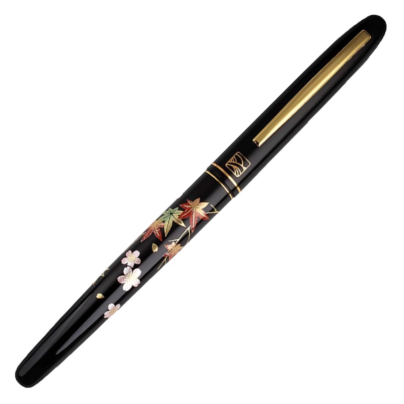 Wancher x Kuretake Kindai Maki-e Sakura Ni Kouyou Fountain Pen – Black GT