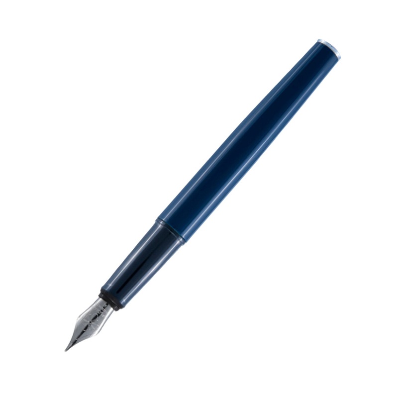 Diplomat Esteem Fountain Pen – Dark Blue CT