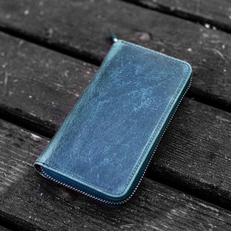 Galen Leather 3 Slot Zippered Pen Case – Crazy Horse Forest Green