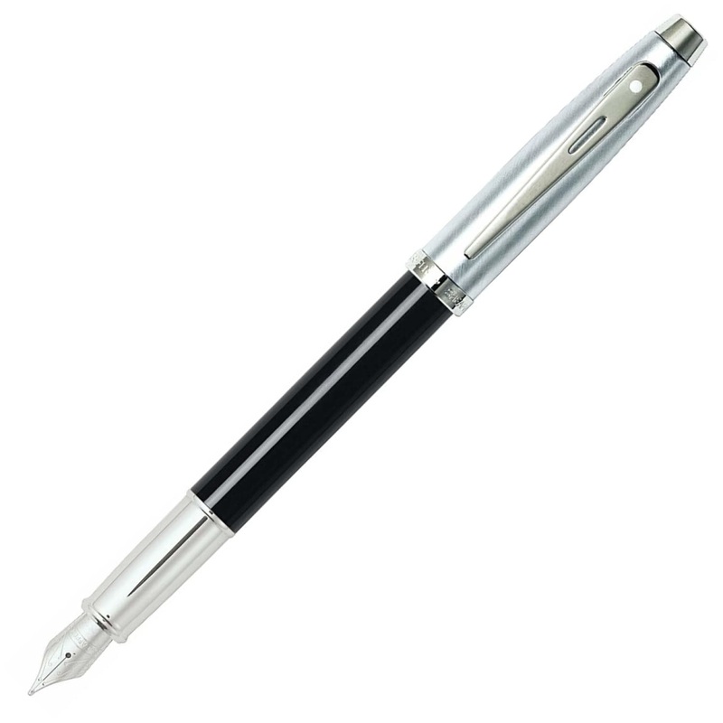 Sheaffer 100 Fountain Pen in Glossy Black with Brushed Chrome