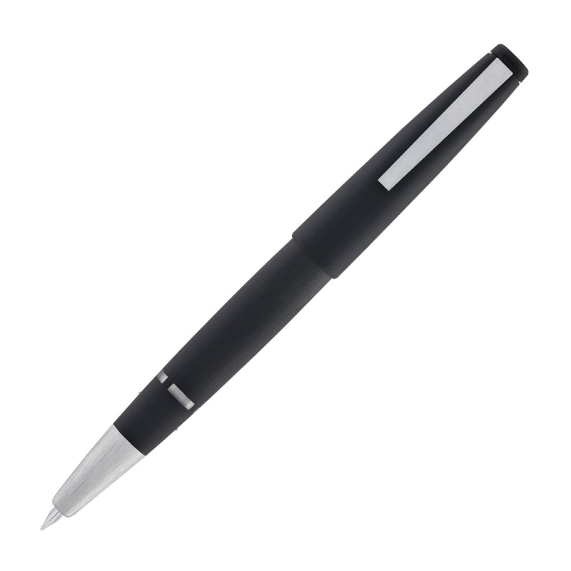 Lamy 2000 Fountain Pen in Black – 14K Gold Oblique Medium Point
