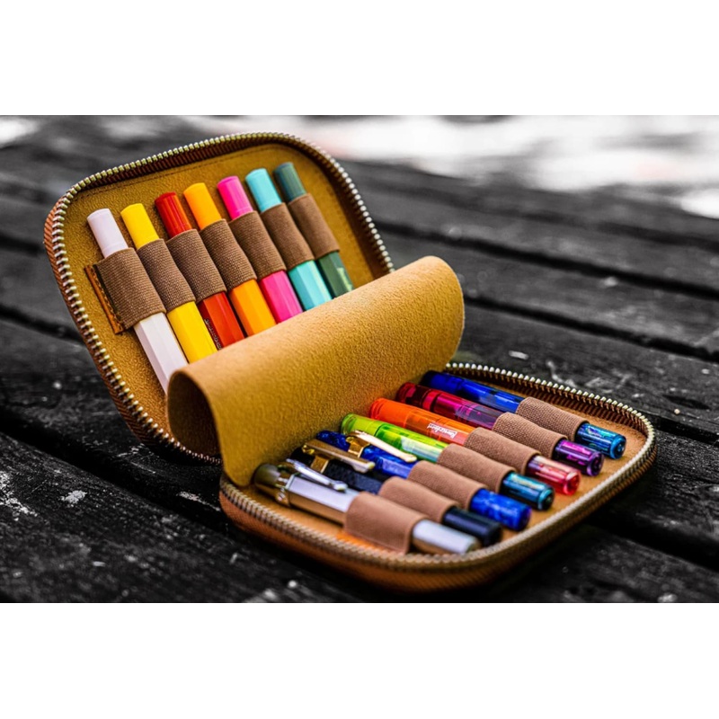 Collectors Pen Case for 14 Pens in Crazy Horse Brown