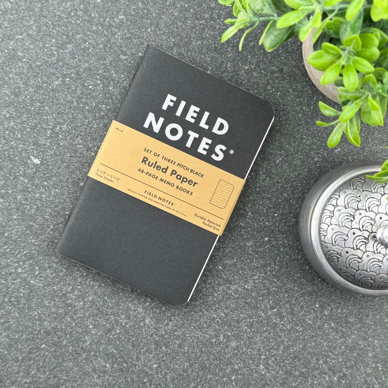 Field Notes Pitch Black Memo Book, Ruled, 3-Pack, 3-1/2″ x 5-1/2″