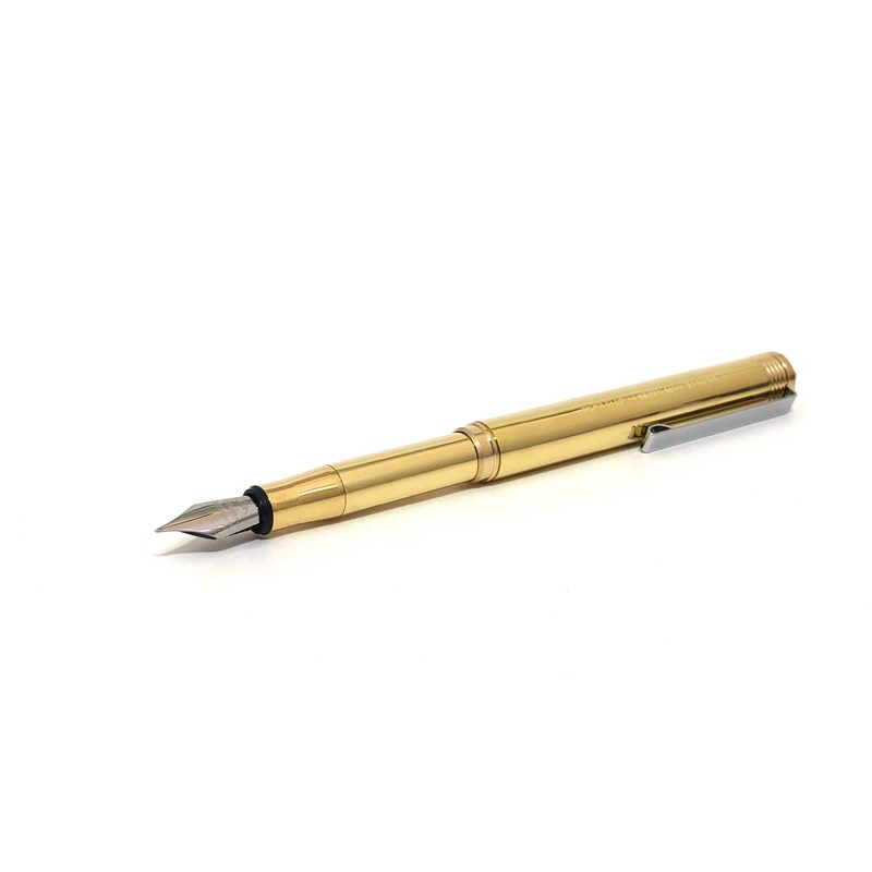 TRAVELER’s Company Brass Fountain Pen