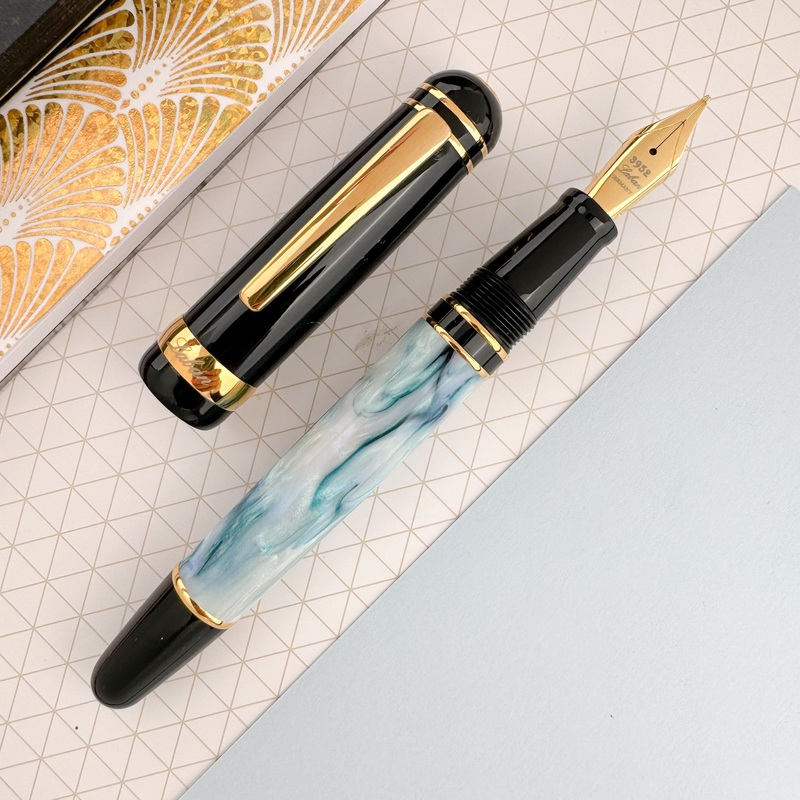 Laban 325 Fountain Pen – Teal Abalone in Black (Special Edition) Extra Fine
