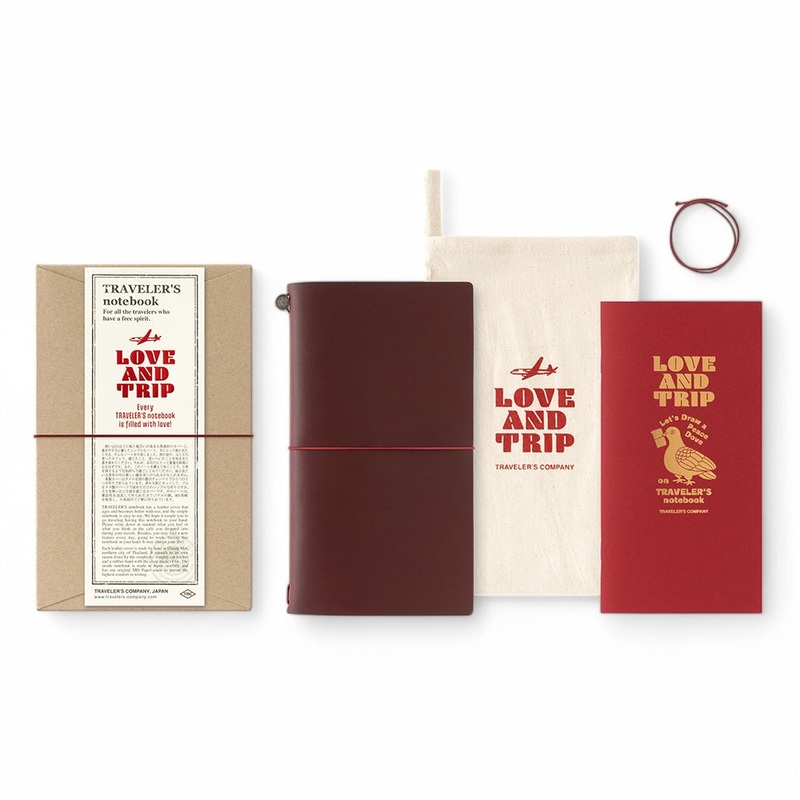 Traveler’s Notebook Love & Trip Starter Kit – Regular Size