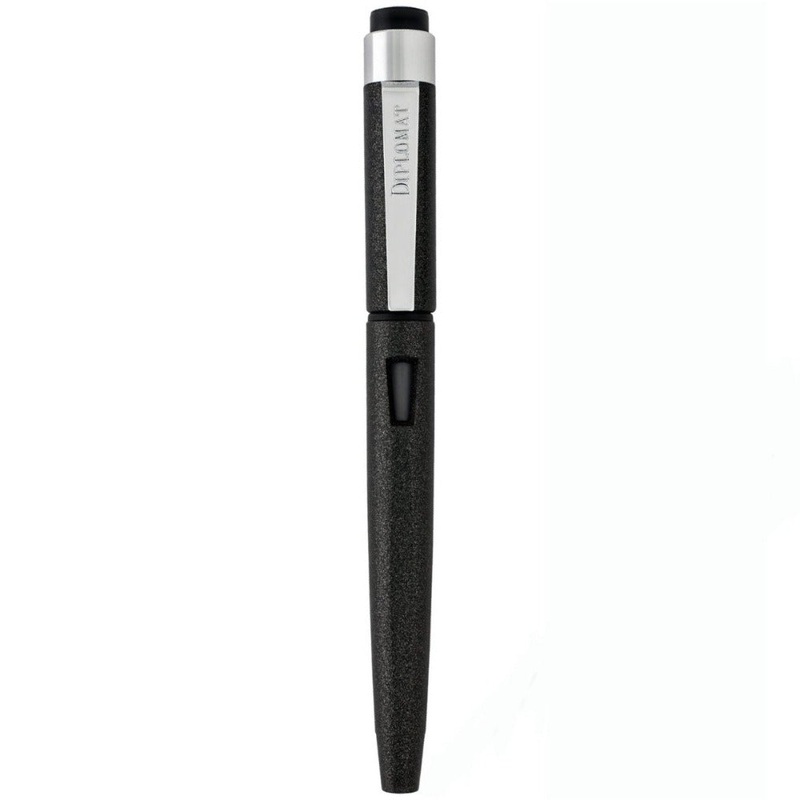 DIPLOMAT, Fountain Pen – MAGNUM SOFT TOUCH BLACK. Fine