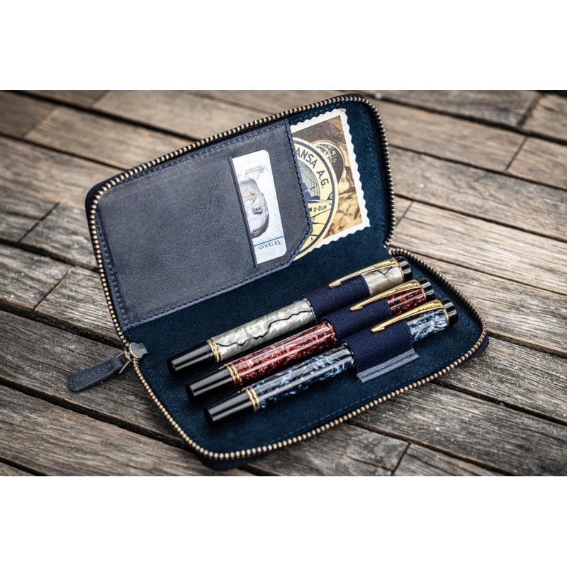 Galen Leather Zippered Three Pen Case in Crazy Horse Navy Blue