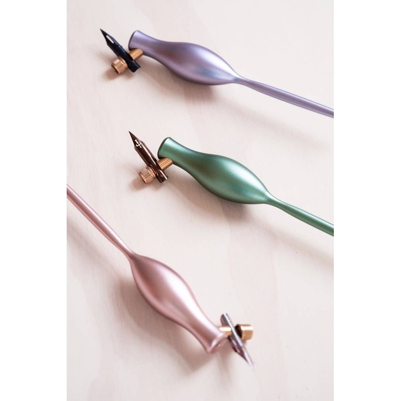 Carrot Calligraphy Pen- Midnight